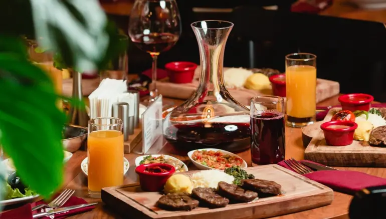 Etkinliklerinizi Lezzetlendirecek 10 Yaratıcı Menü Fikri