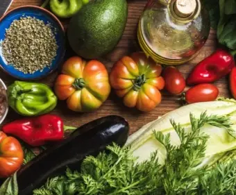 Yerel ve Mevsimlik Ürünlerle Tabldot Yemek Menüsü Oluşturma